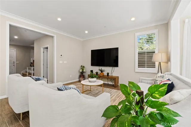 $1,850,000 | 68 Island Coral, Irvine, CA 92620