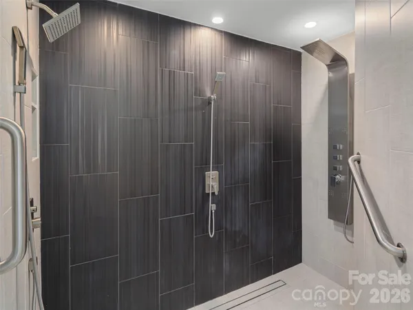 $1,000,000 | 3501 Timber Trail, Asheville, NC 28804