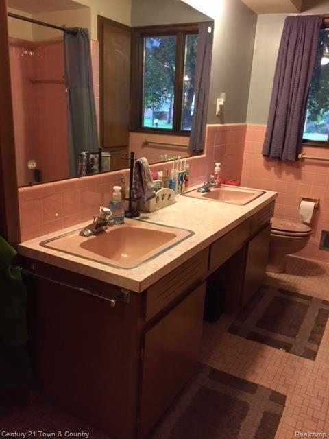 387 East Maryknoll Road Rochester, MI 48309 - Photo 18 of 26 20.jpg