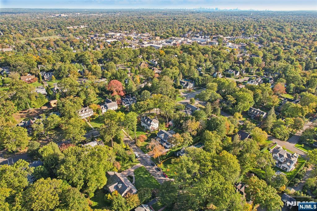119 Sheridan Terrace Ridgewood, NJ 07450 - Photo 44 of 44 an aerial view of residential houses with outdoor space