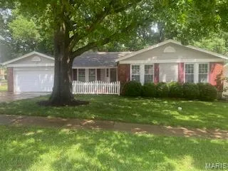 $545,900 | 1272 Beaver Creek Road, Chesterfield, MO 63017