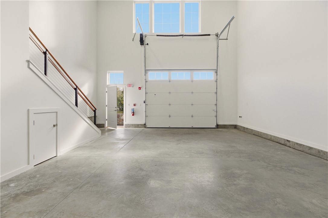 55 John Clarke Road, Unit 3 Middletown, RI 02842 - Photo 10 of 32 Gallery Image 10