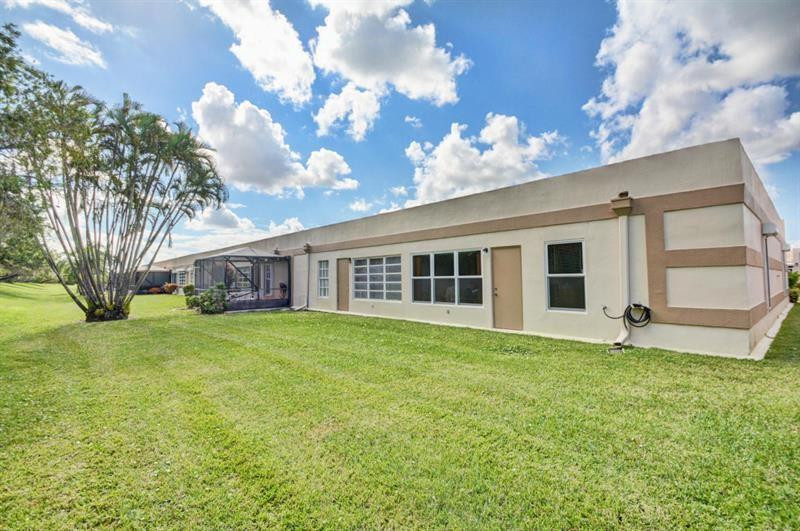 9095 Flynn Circle, Unit 8 Boca Raton, FL 33496 - Photo 12 of 19 Photo 12