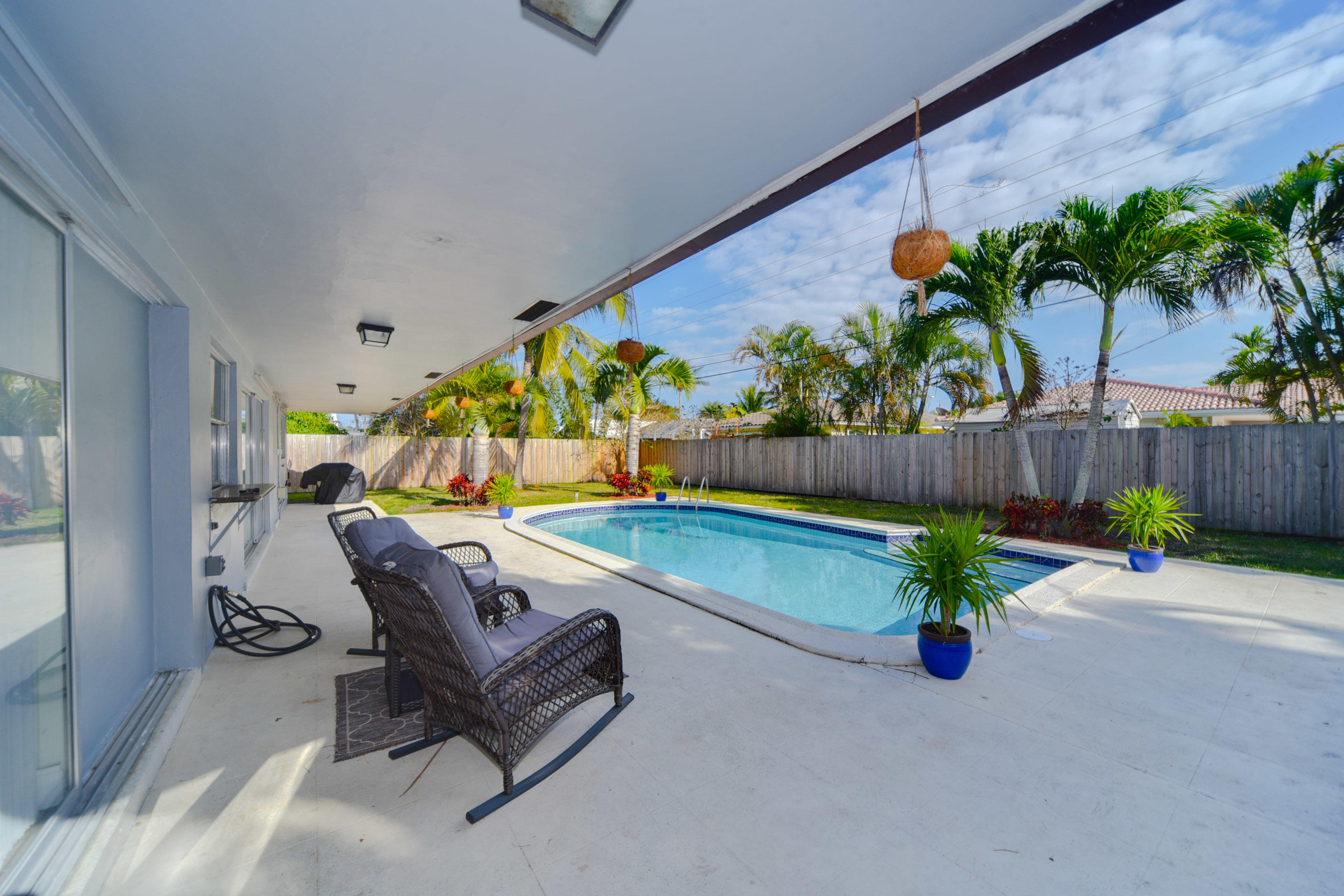 1298 Southwest 13th Street Boca Raton, FL 33486 - Photo 10 of 28 11 Pool
