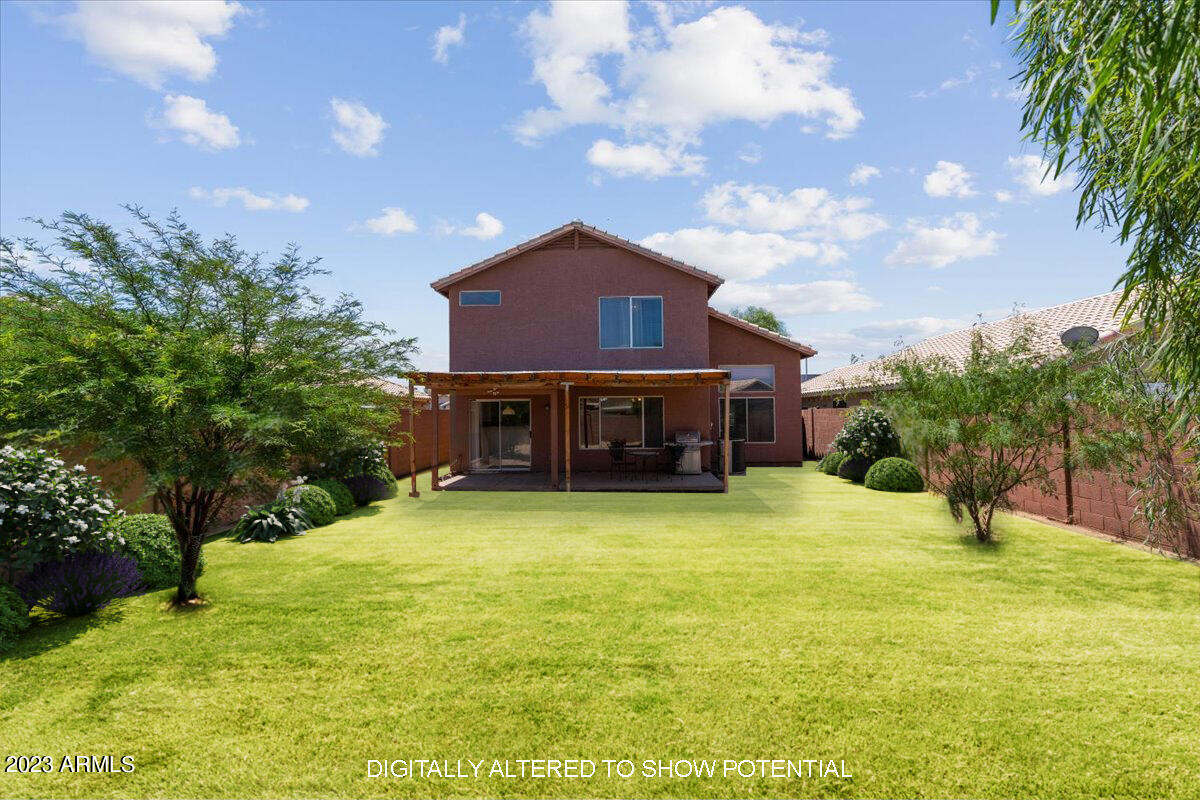 8724 West Coronado Road Phoenix, AZ 85037 - Photo 21 of 22 Backyard