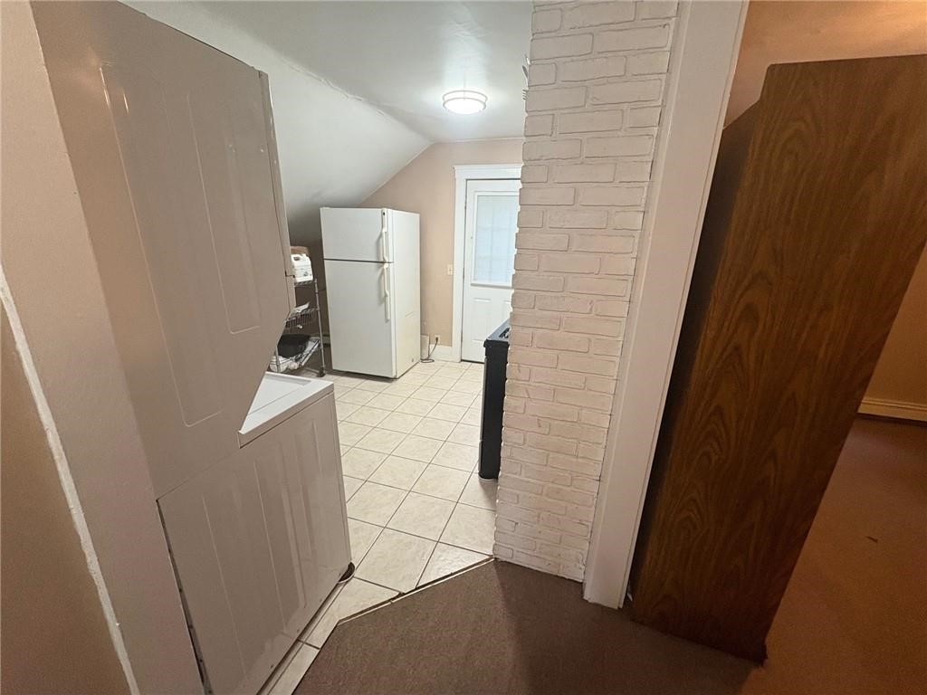 27 Matteson Street Coventry, RI 02816 - Photo 9 of 19