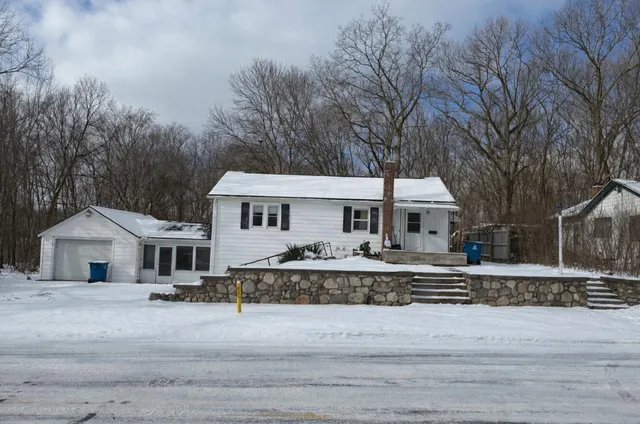 $169,900 | 98 Allene Avenue, Battle Creek, MI 49037