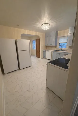 $169,900 | 98 Allene Avenue, Battle Creek, MI 49037