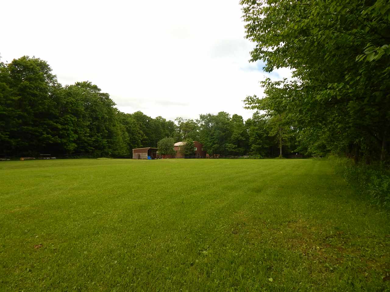 10770 South Hulbert Road Hulbert, MI 49748 - Photo 32 of 96 1818637-31.JPG