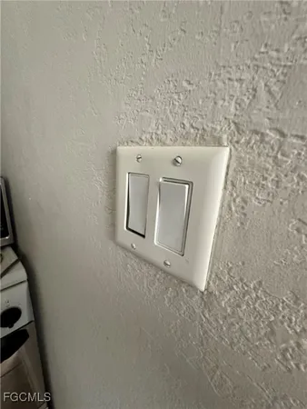 $1,250 | 2452 Stella Street, Unit 204, Fort Myers, FL 33901