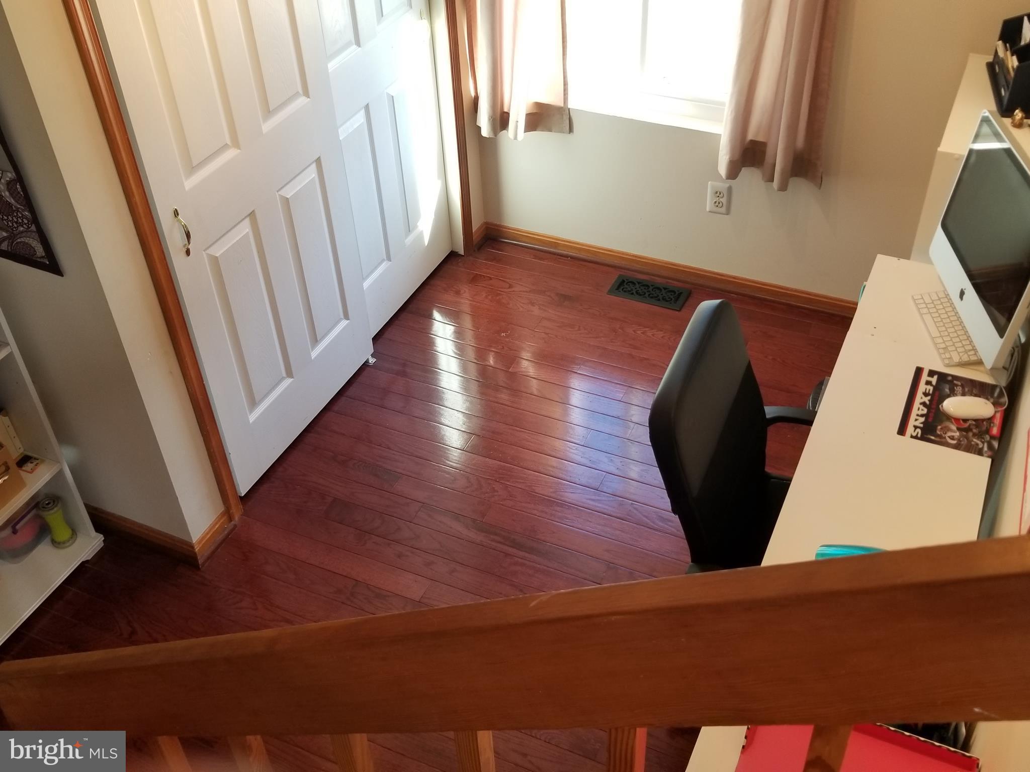 701 Dill Road Severna Park, MD 21146 - Photo 16 of 23 Bedroom (Master)