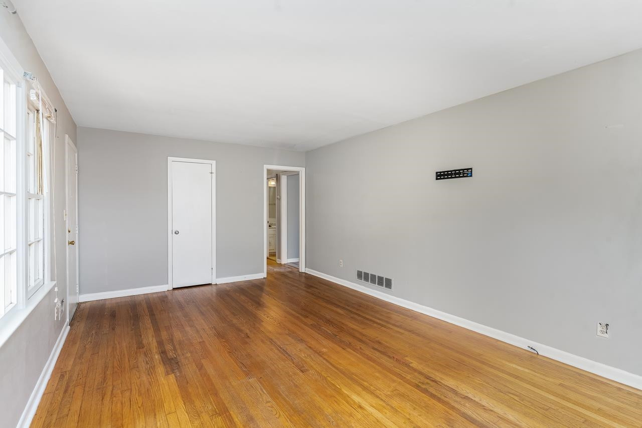 1344 Marlborough Road Raleigh, NC 27610 - Photo 6 of 28 Photo 6