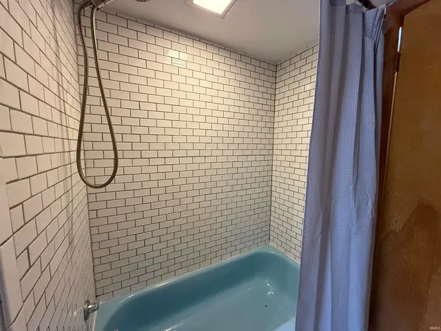 $169,900 | 103 East Porter Street, Winslow, IN 47598