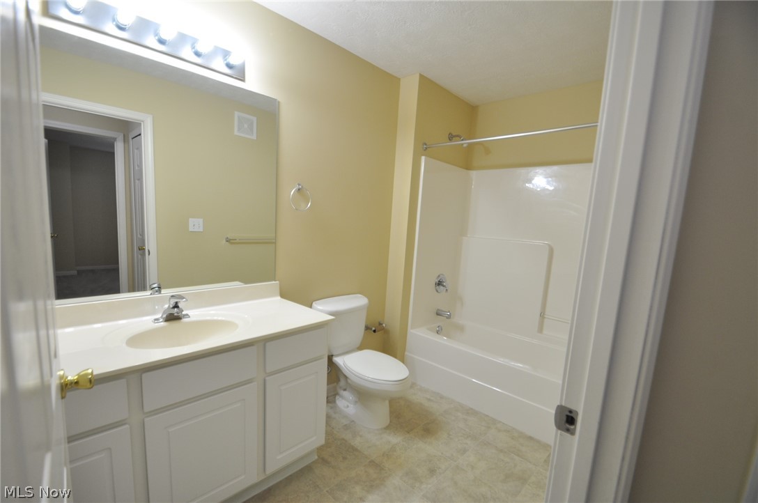 28340 Center Ridge Road, Unit 119 Westlake, OH 44145 - Photo 18 of 21 Gallery Image 18