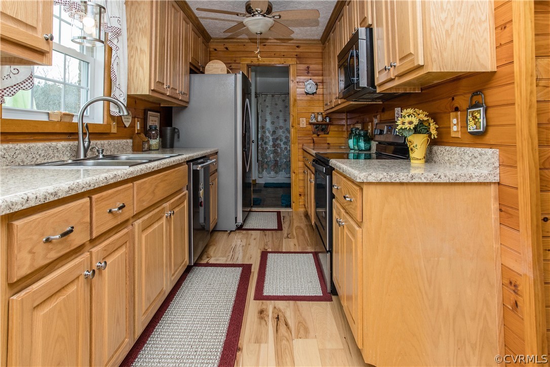 14233 Harmony Road Jarratt, VA 23867 - Photo 9 of 40 Gallery Image 9