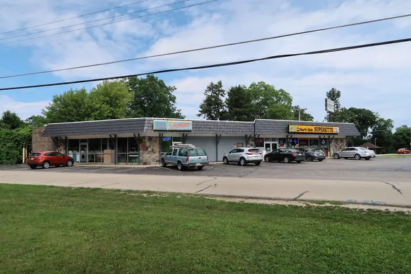 $49,900 | 1800 12th Avenue, Somers, WI 53140