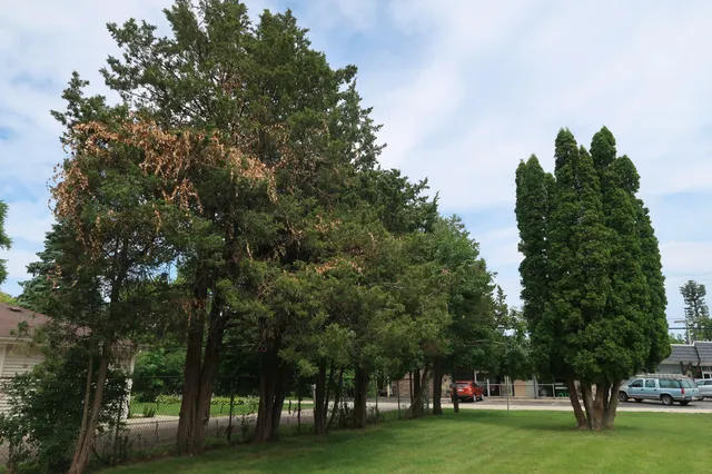 $55,000 | 1800 12th Avenue, Somers, WI 53140