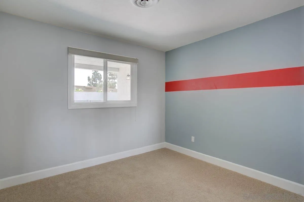 9762 Domer Road Santee, CA 92071 - Photo 18 of 34 an empty room with windows