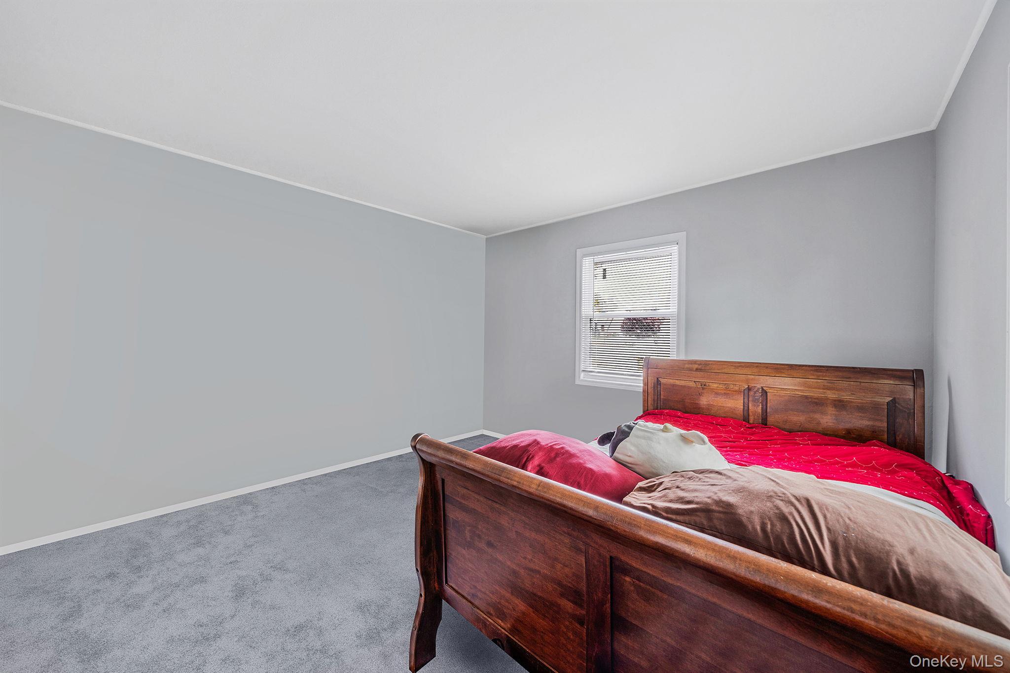 48 Hollyhock Road Levittown, NY 11756 - Photo 14 of 22