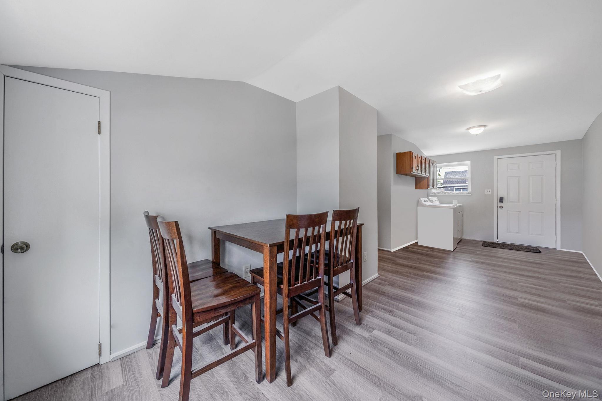 48 Hollyhock Road Levittown, NY 11756 - Photo 21 of 22