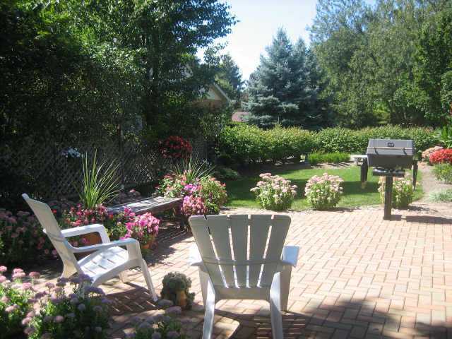 2471 Johnston Road Columbus, OH 43220 - Photo 2 of 10