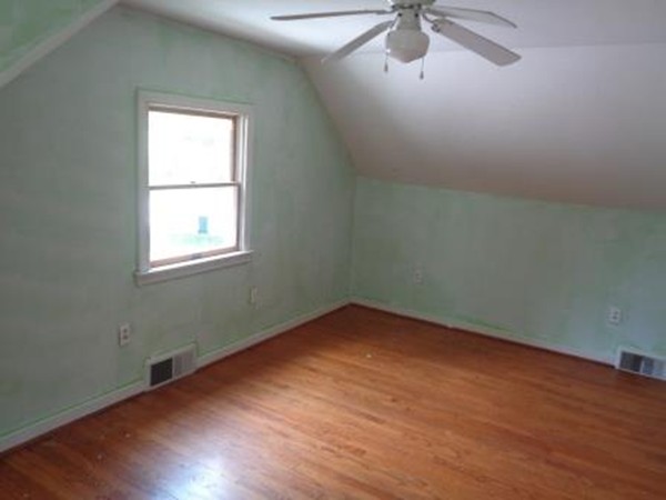 42 Lumae Street Springfield, MA 01119 - Photo 12 of 14