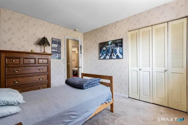 $299,000 | 113 Shagbark Drive, Unit 113, Derby, CT 06418