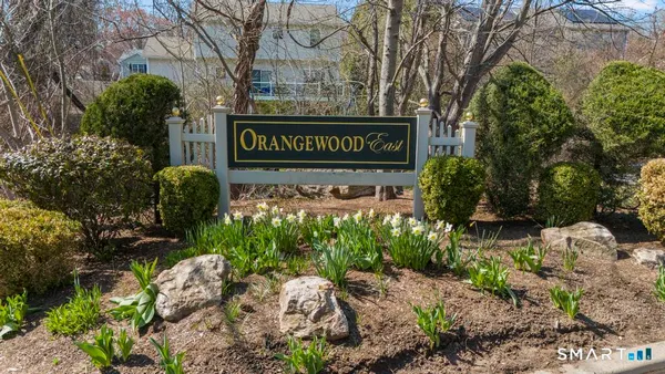 $299,000 | 113 Shagbark Drive, Unit 113, Derby, CT 06418