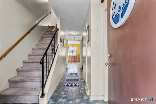 $299,000 | 113 Shagbark Drive, Unit 113, Derby, CT 06418