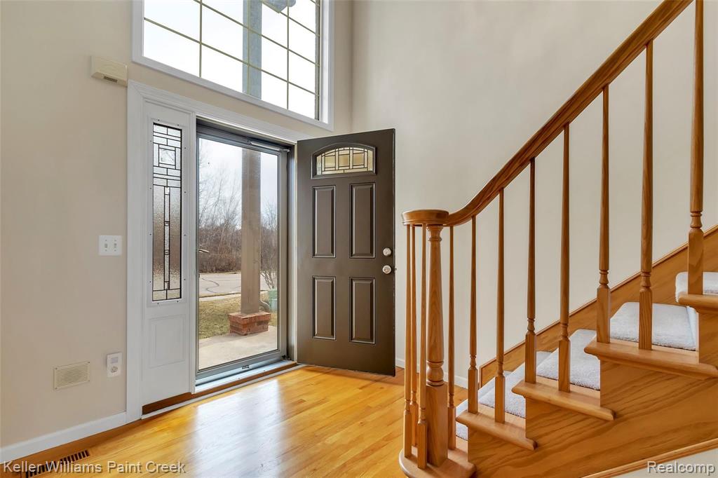2040 Somerville Road Rochester Hills, MI 48307 - Photo 8 of 63
