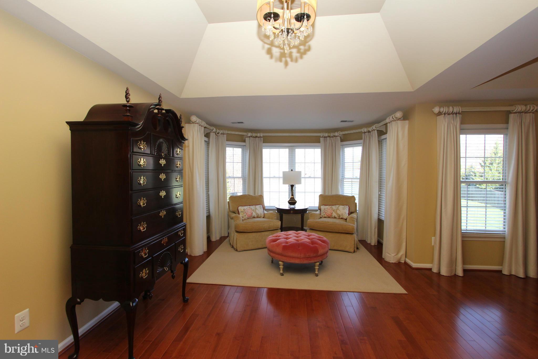 11292 Stones Throw Drive Reston, VA 20194 - Photo 14 of 30 Sitting Room in Owner's Suite