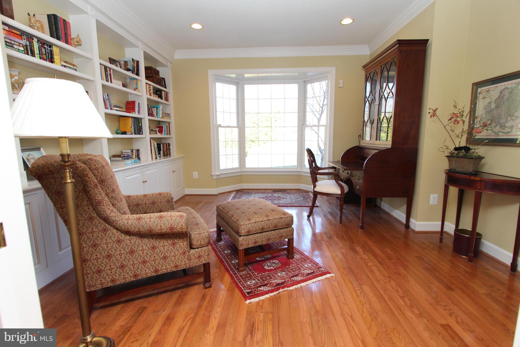11292 Stones Throw Drive Reston, VA 20194 - Photo 6 of 30 Library with Custom Built-ins