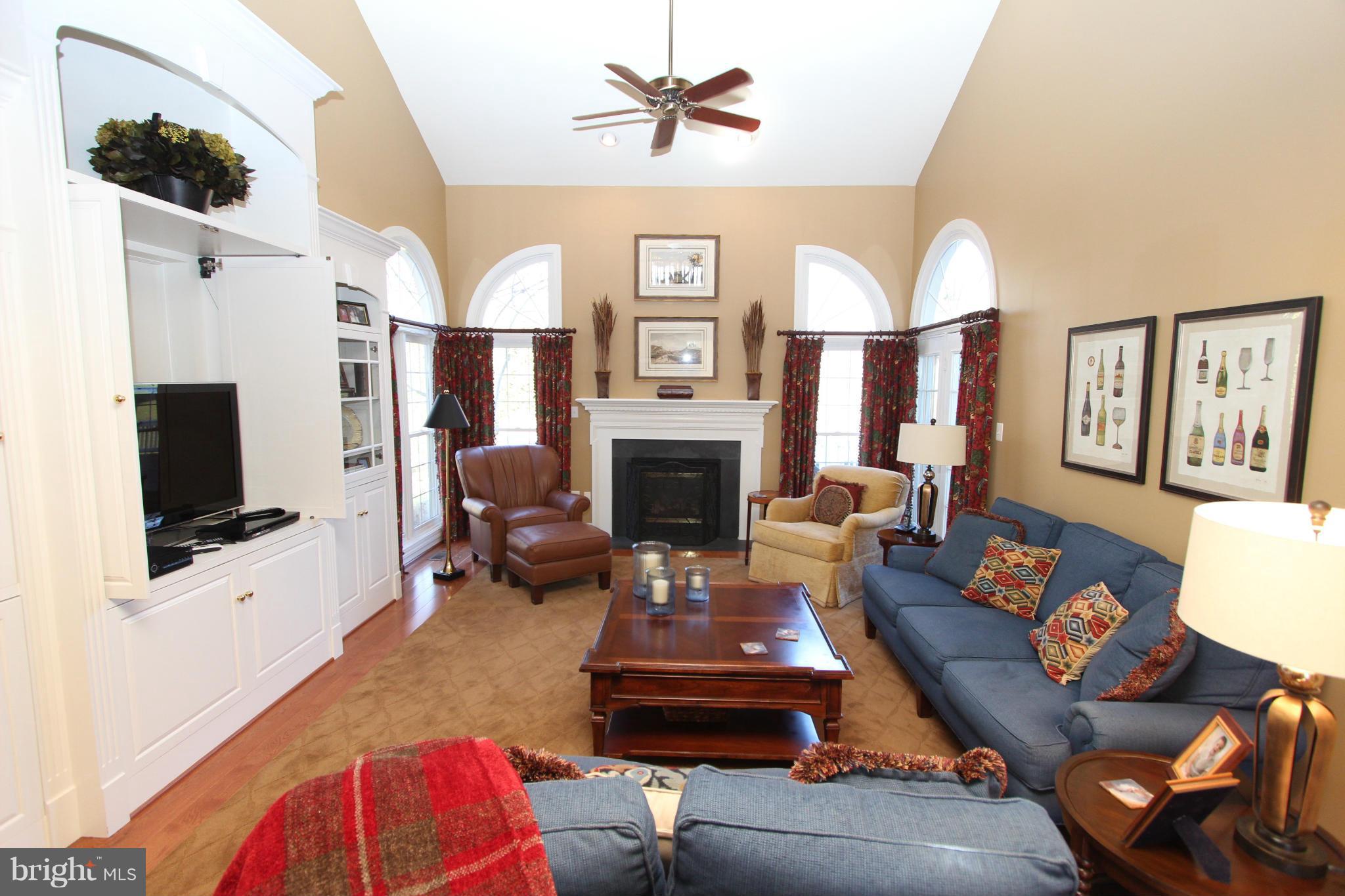 11292 Stones Throw Drive Reston, VA 20194 - Photo 8 of 30 Family Room