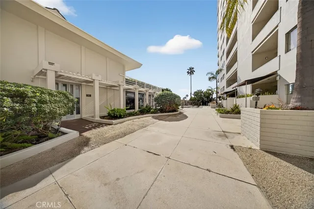 $4,750 | 7250 Franklin Avenue, Los Angeles, CA 90046