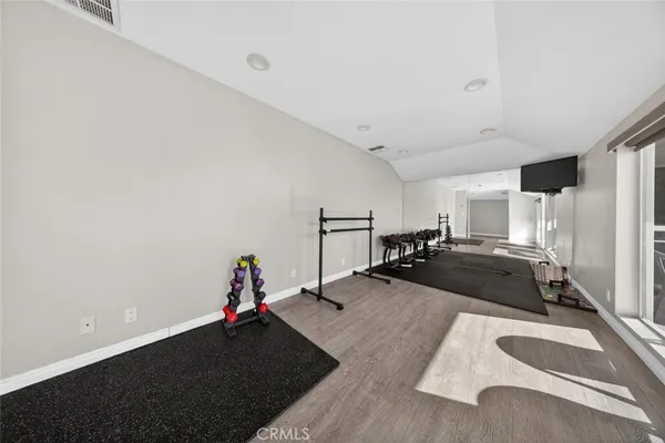 $3,950 | 7250 Franklin Avenue, Unit 409, Los Angeles, CA 90046