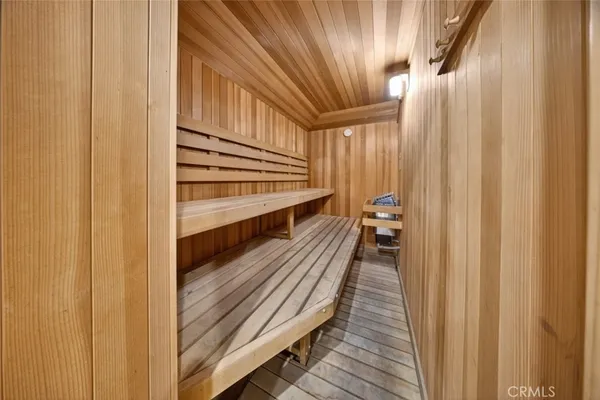 $3,950 | 7250 Franklin Avenue, Unit 409, Los Angeles, CA 90046