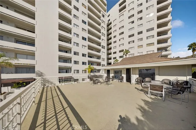 $4,750 | 7250 Franklin Avenue, Los Angeles, CA 90046