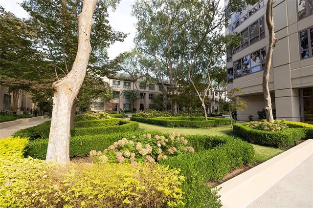 $329,000 | 3475 Oak Valley Road Northeast, Unit 1405, Atlanta, GA 30326