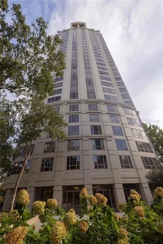 $329,000 | 3475 Oak Valley Road Northeast, Unit 1405, Atlanta, GA 30326