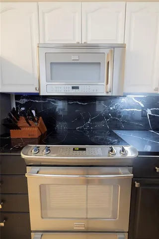 $329,000 | 3475 Oak Valley Road Northeast, Unit 1405, Atlanta, GA 30326