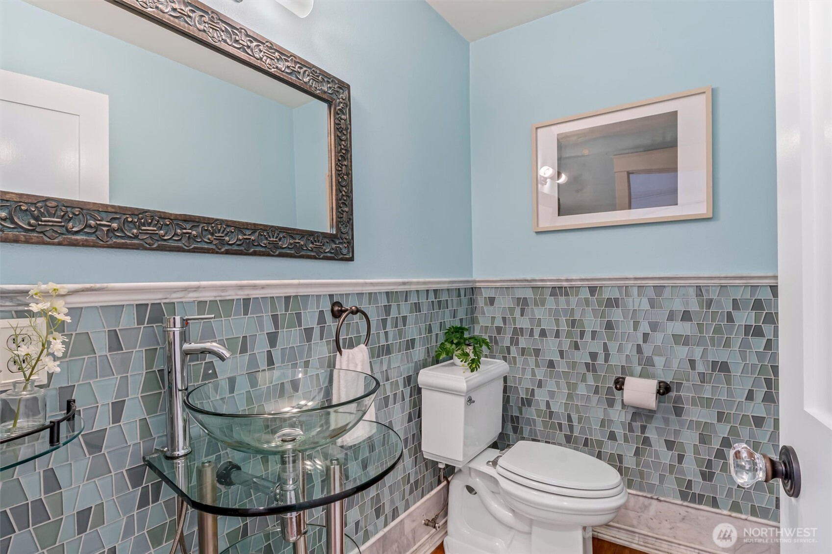 545 Holly Drive Edmonds, WA 98020 - Photo 11 of 39