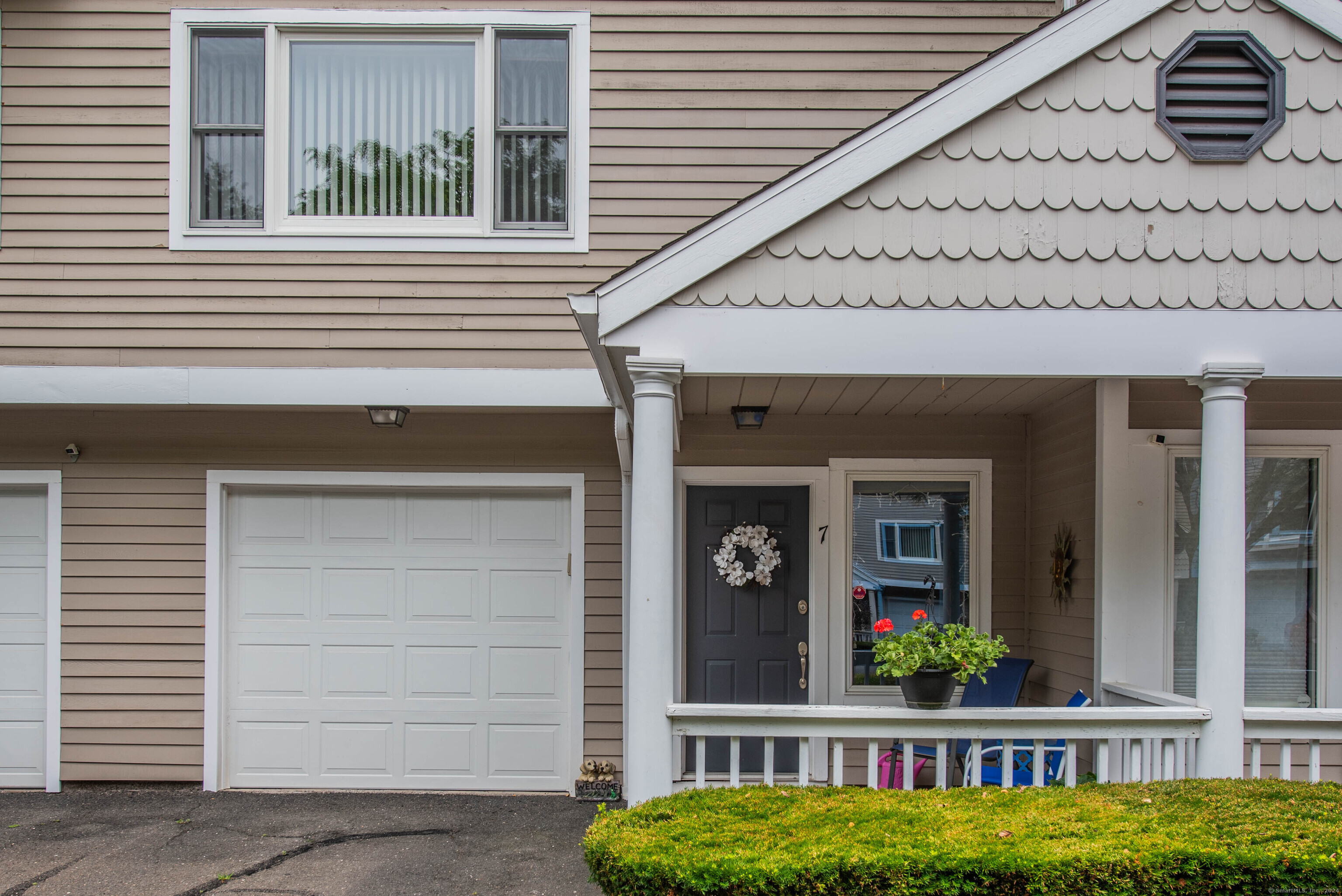 536 Redstone Hill Road, Unit 7 Bristol, CT 06010 - Photo 1 of 1 Gallery Image 1