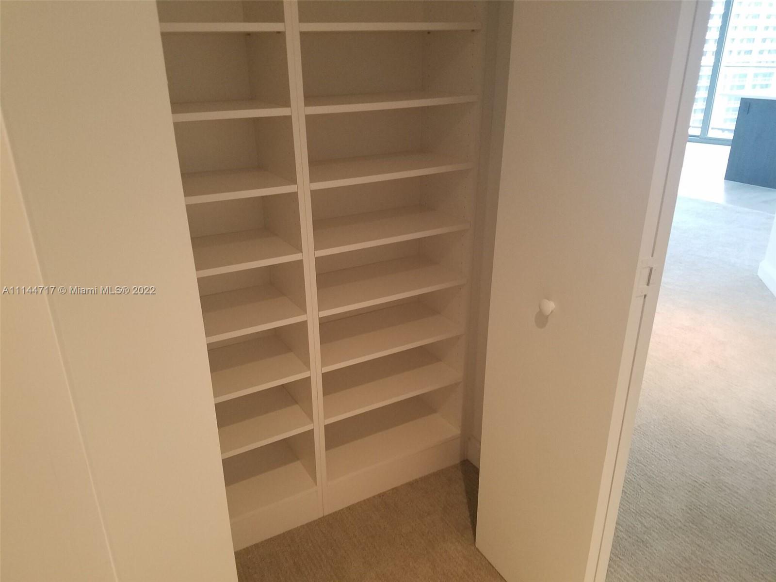 45 Southwest 9th Street, Unit 3103 Miami, FL 33130 - Photo 17 of 23 a view of an empty room with a window