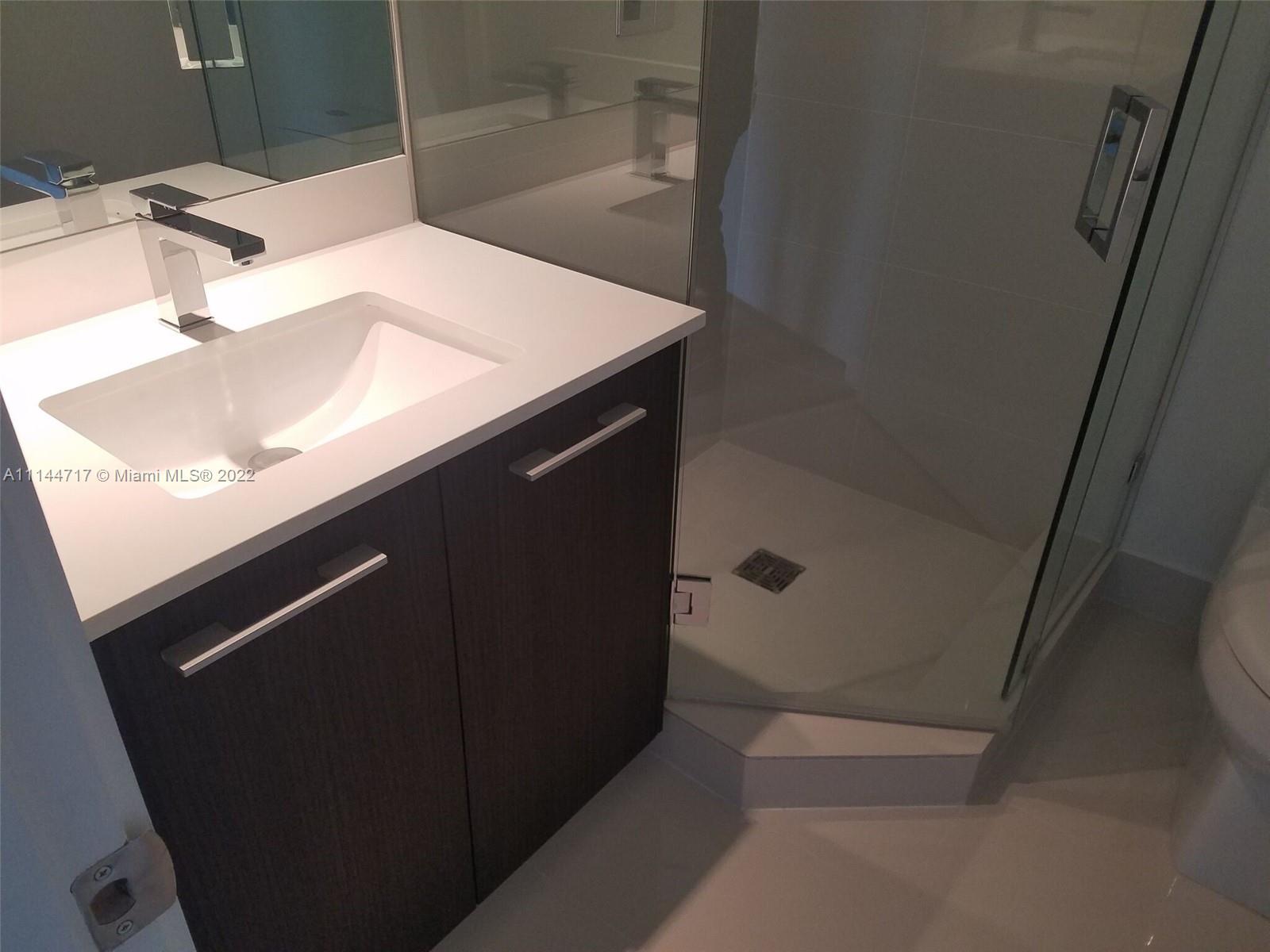 45 Southwest 9th Street, Unit 3103 Miami, FL 33130 - Photo 18 of 23 a close view of sink