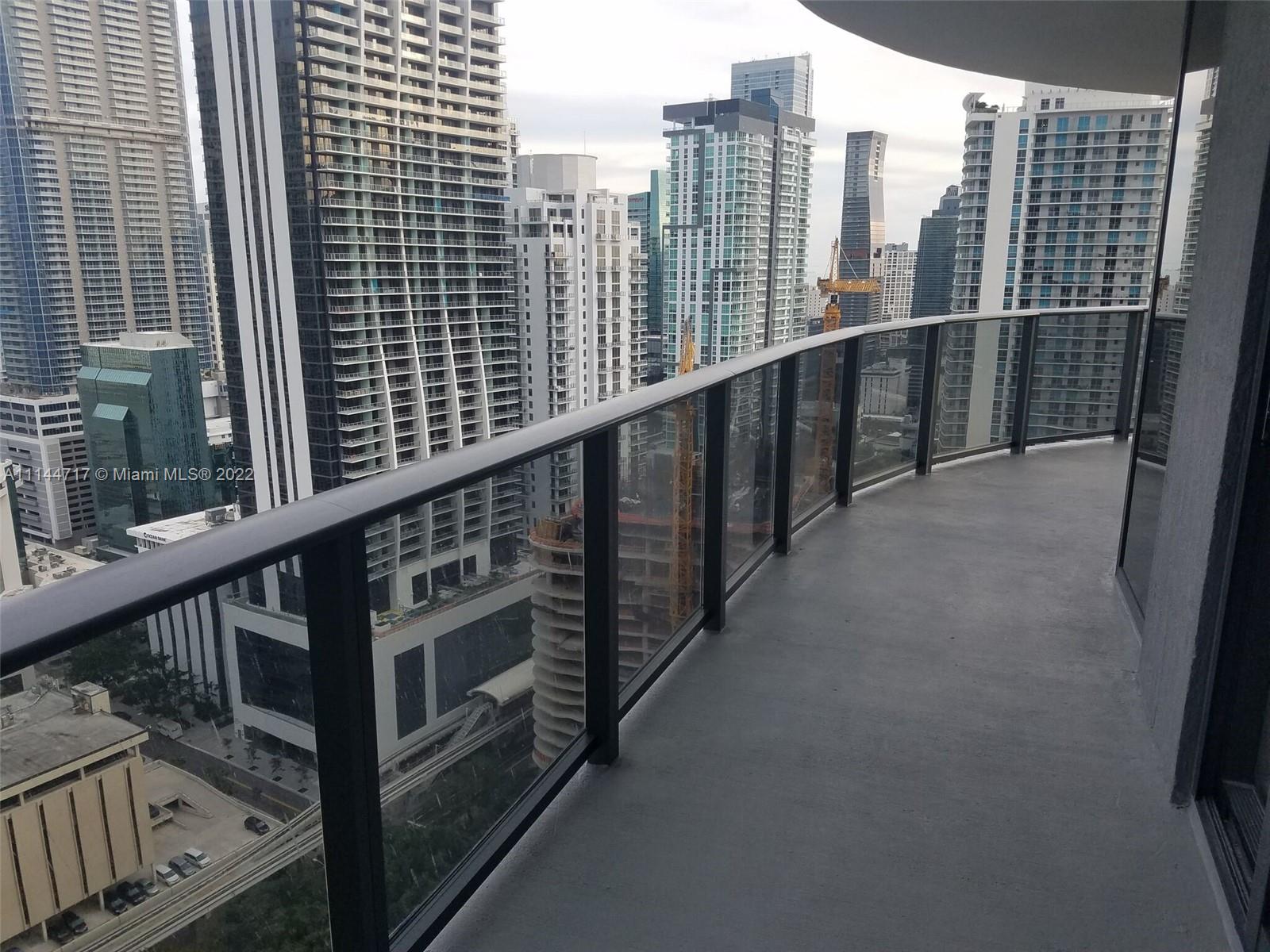 45 Southwest 9th Street, Unit 3103 Miami, FL 33130 - Photo 4 of 23 a view of balcony with city view