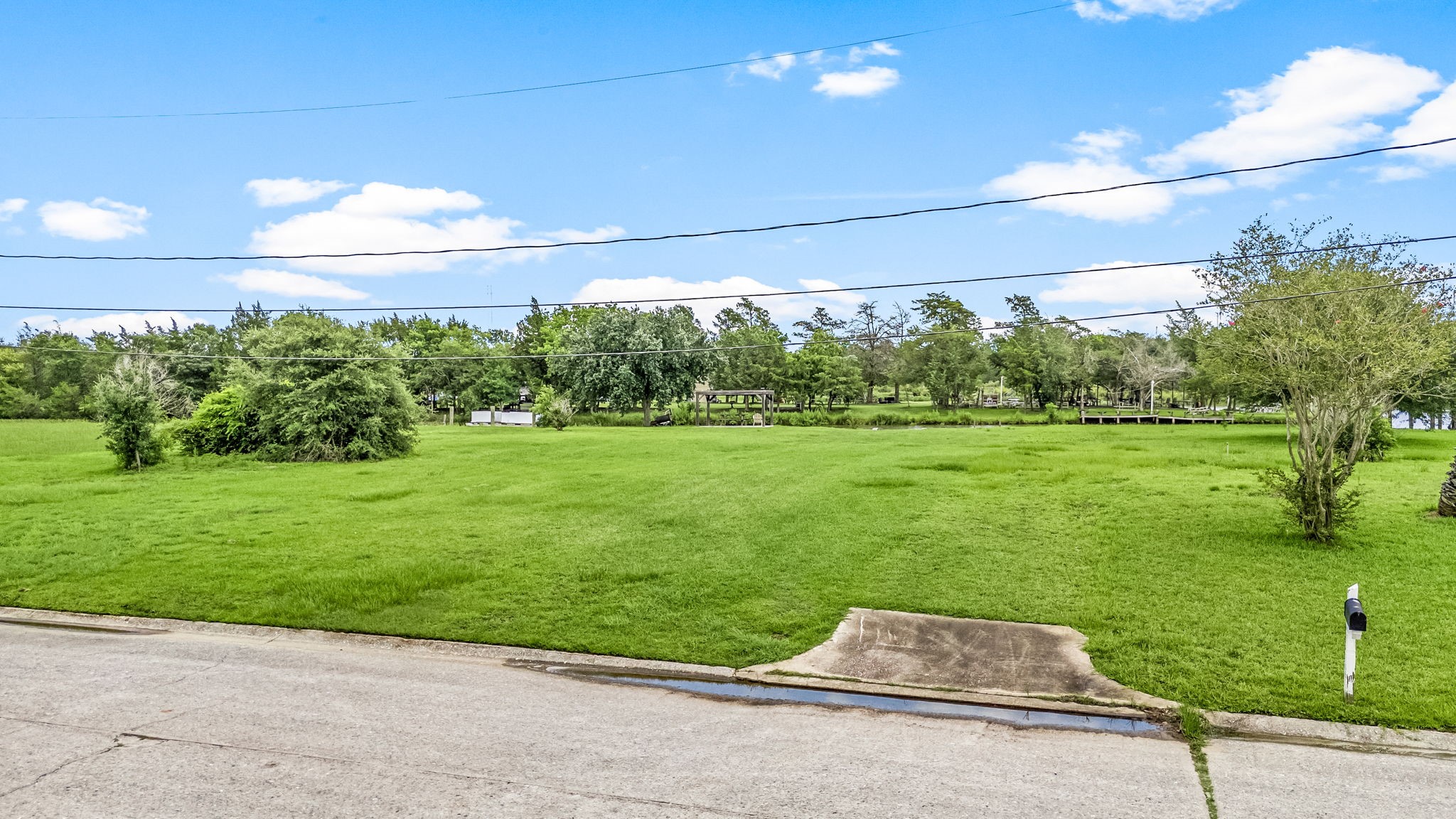 222 Rue Orleans Street Baytown, TX 77520 - Photo 4 of 19