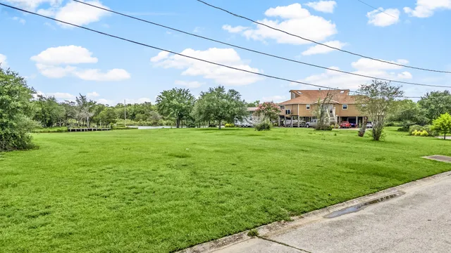 $115,000 | 222 Rue Orleans Street, Baytown, TX 77520