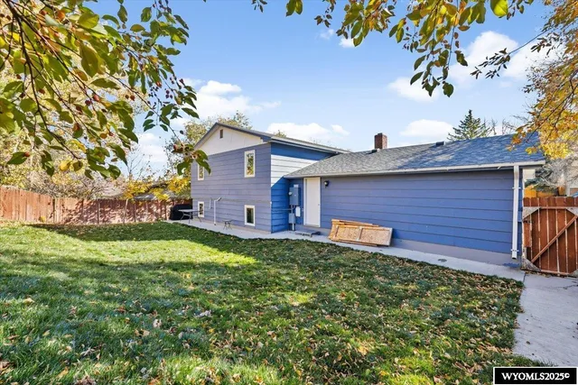 $360,000 | 3330 Saratoga Road, Casper, WY 82604