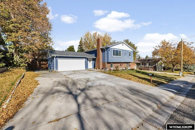 $360,000 | 3330 Saratoga Road, Casper, WY 82604