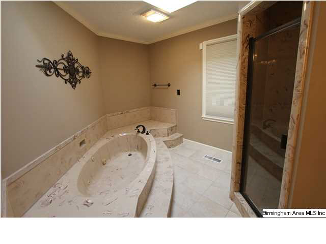 631 Hillyer High Road Anniston, AL 36207 - Photo 11 of 32